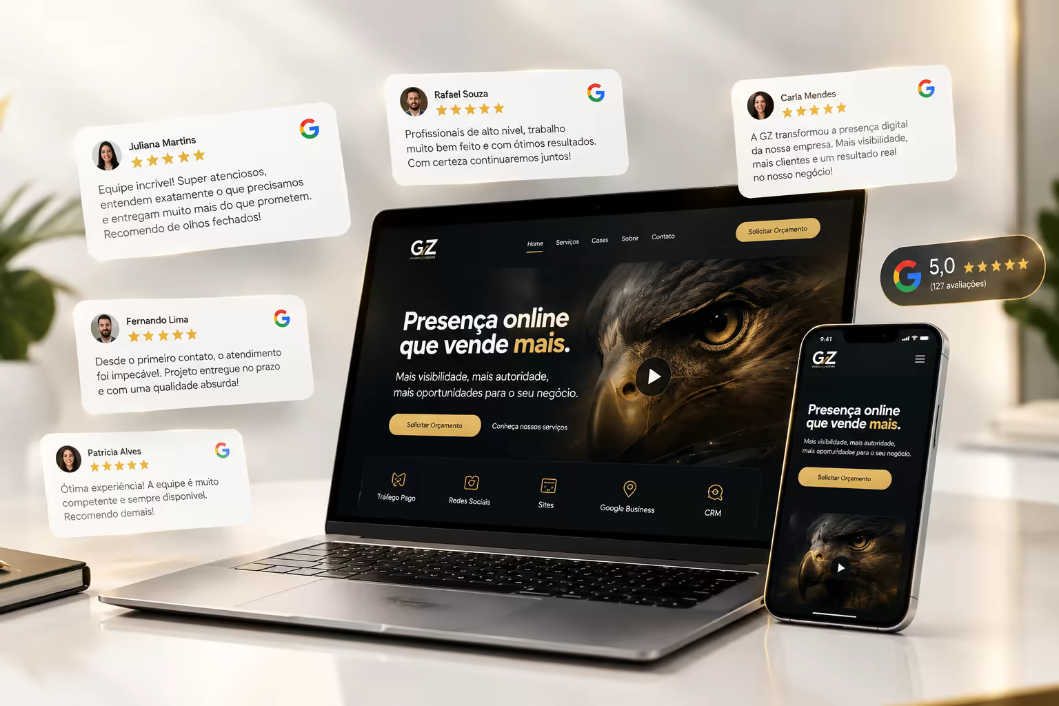 Mockup de site com avaliações de clientes e cinco estrelas no Google